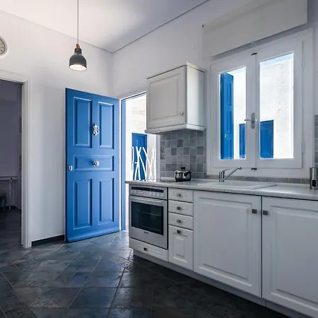 Aphrodite By Akroploro * Pollonia