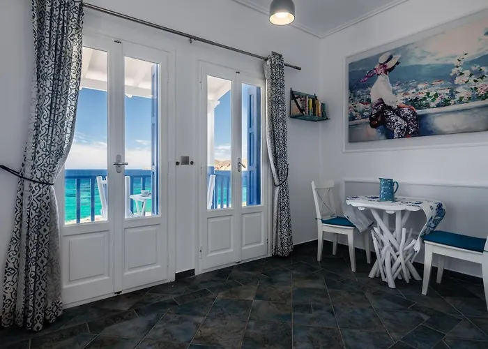 Aphrodite By Akroploro *