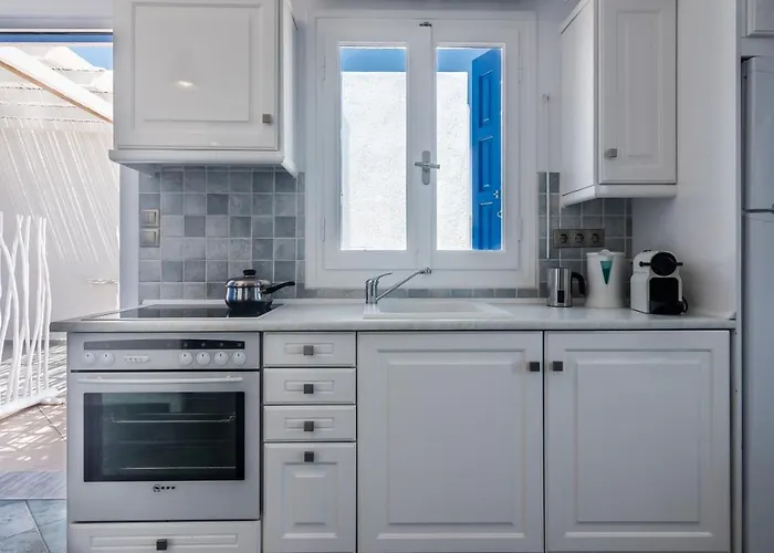 Дом отдыха Aphrodite By Akroploro